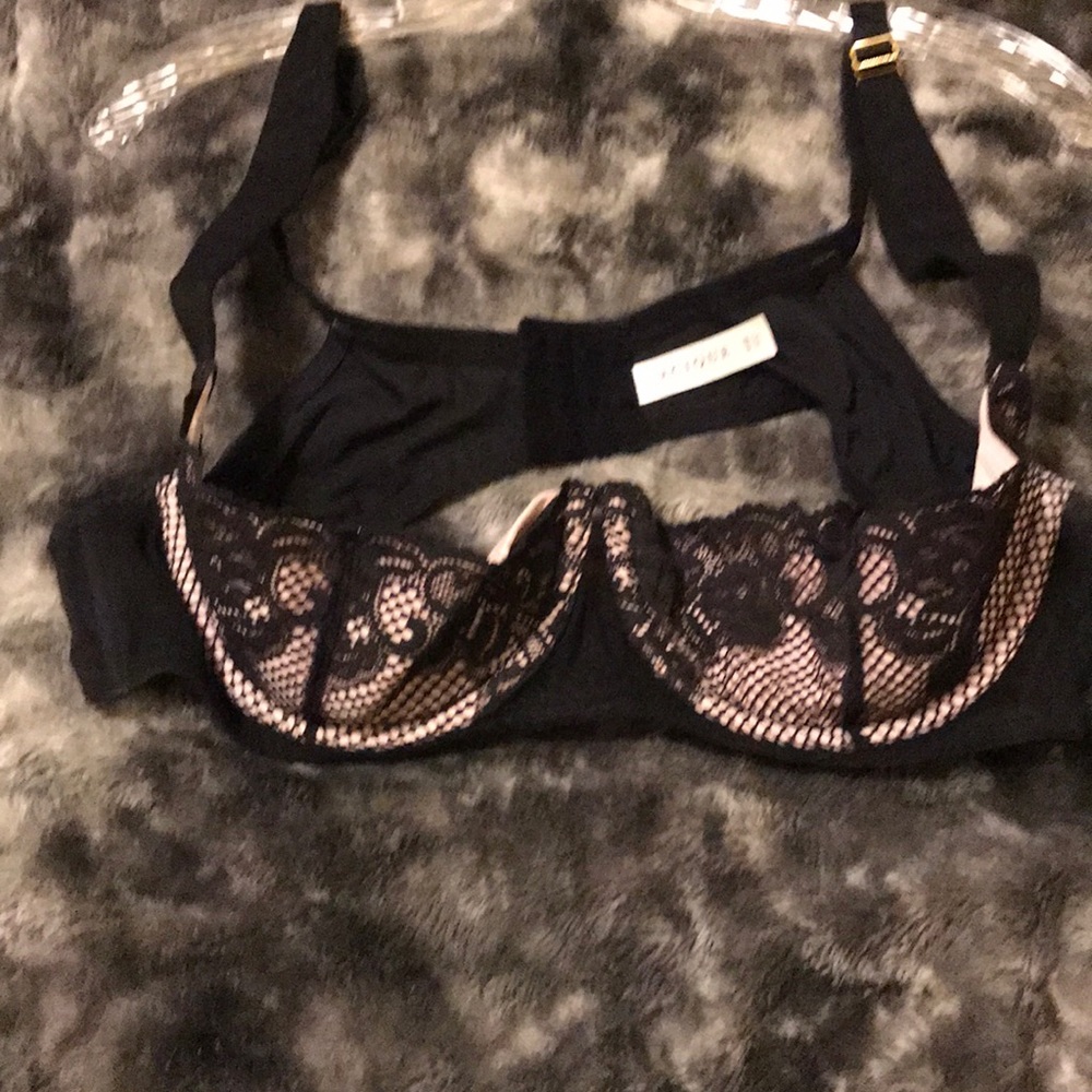 Cacique bra black 44B